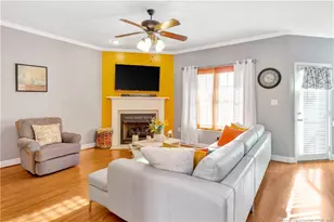 200 Baymeadow Bnd, Lumberton, NC 28358 - Photo 5