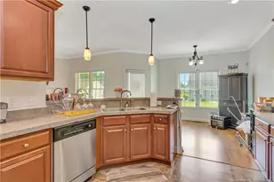 200 Baymeadow Bnd, Lumberton, NC 28358 - Photo 7