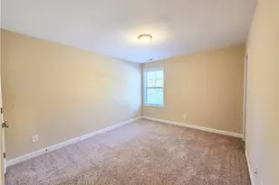 389 Roanoke Dr, Raeford, NC 28376 - Photo 13