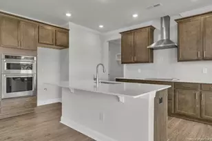 1031 Martin Farms Blvd, Aberdeen, NC 28315 - Photo 5