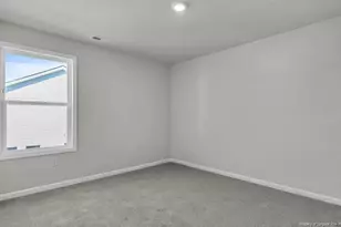 1031 Martin Farms Blvd, Aberdeen, NC 28315 - Photo 23