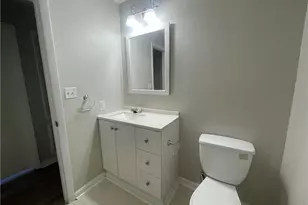 6804 Leeds Ct, Fayetteville, NC 28304 - Photo 9