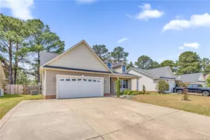 5622 Prestonfield Ln, Hope Mills, NC 28348 - Photo 3