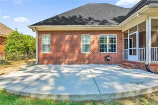 195 Falling Water Rd, Spring Lake, NC 28390 - Photo 33