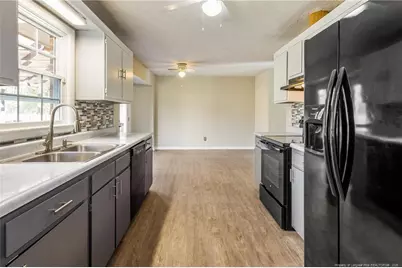 6782 Seaford Drive, Fayetteville, NC 28314 - Photo 11