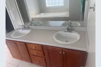 425 Dunblane Way, Fayetteville, NC 28311 - Photo 15