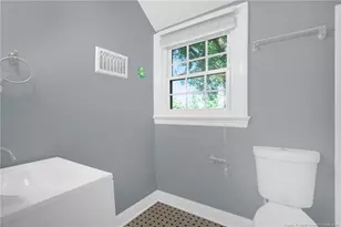 220 Bradford Ave, Fayetteville, NC 28301 - Photo 23