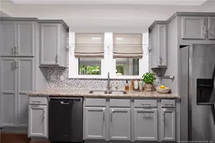 220 Bradford Ave, Fayetteville, NC 28301 - Photo 13