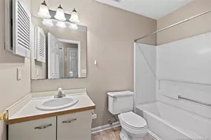 950 Stewarts Creek Dr, Fayetteville, NC 28314 - Photo 9