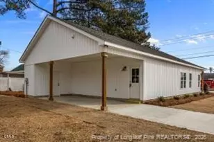206 S Wall St, Benson, NC 27504 - Photo 31