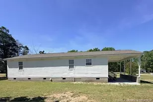 250 Trappers Run Ln, Clinton, NC 28328 - Photo 5