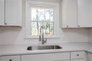 411 Lafayette St, Clinton, NC 28328 - Photo 11