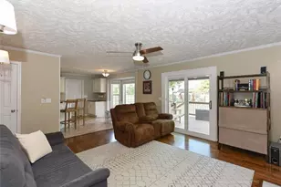 1126 Hallberry Dr, Fayetteville, NC 28314 - Photo 9