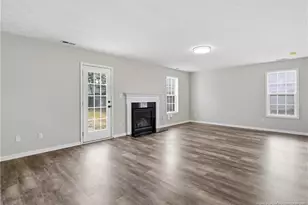 542 Gapway Ct, Hope Mills, NC 28348 - Photo 9