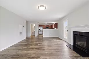 542 Gapway Ct, Hope Mills, NC 28348 - Photo 13