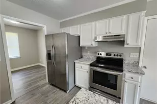 6701 Vaughn Rd, Fayetteville, NC 28304 - Photo 5