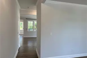 373 Kensington Dr, Spring Lake, NC 28390 - Photo 5