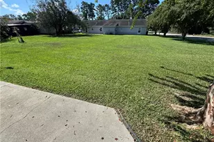502 E 19th St, Lumberton, NC 28358 - Photo 21