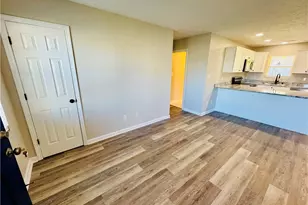 502 E 19th St, Lumberton, NC 28358 - Photo 7