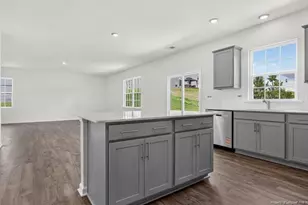 713 Lazy Elm Ln, Aberdeen, NC 28315 - Photo 11
