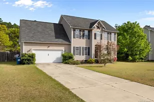 199 Falling Leaf Dr, Raeford, NC 28376 - Photo 3