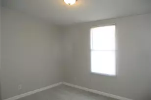 27 Skylark Ln, Saint Pauls, NC 28384 - Photo 9