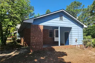 3748 Masters Dr, Hope Mills, NC 28348 - Photo 5