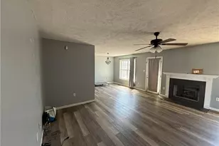4508 Broadway Ct, Hope Mills, NC 28348 - Photo 3