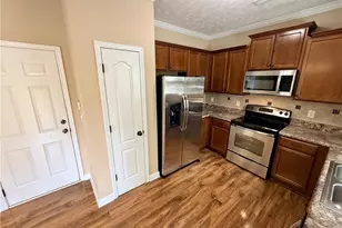 422 Jamestown Ave, Fayetteville, NC 28303 - Photo 7