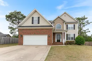 33 Eastwood Ct, Lillington, NC 27546 - Photo 1