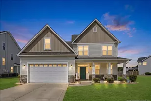 333 Wishaw Ct, Hope Mills, NC 28348 - Photo 3