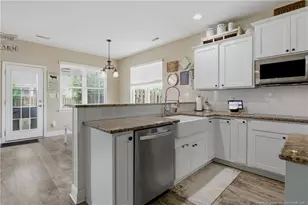 333 Wishaw Ct, Hope Mills, NC 28348 - Photo 17