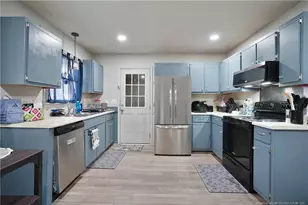 4303 Bridge St, Hope Mills, NC 28348 - Photo 17