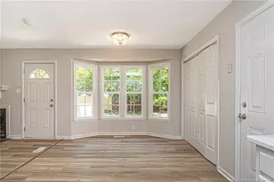 6337 Rhemish Dr, Fayetteville, NC 28304 - Photo 9