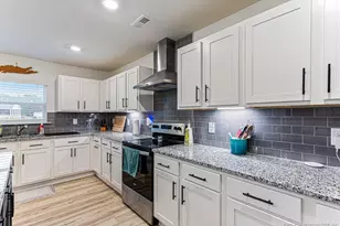 405 Thorny Br Dr, Raleigh, NC 27603 - Photo 5