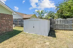 5772 Pepperbush Dr, Fayetteville, NC 28304 - Photo 27