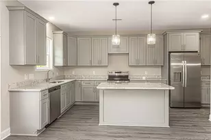 1205 Bromley Dr, Fayetteville, NC 28304 - Photo 13