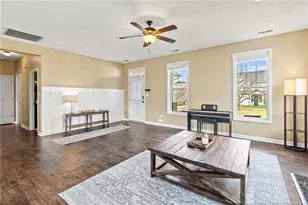 2245 Lakedale Dr, Fayetteville, NC 28306 - Photo 9