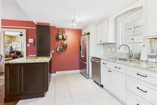 524 Carthage St, Cameron, NC 28326 - Photo 15