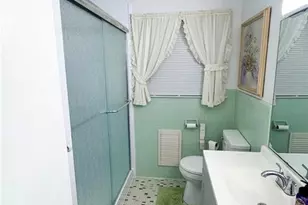 701 McCaskill St, Maxton, NC 28364 - Photo 7