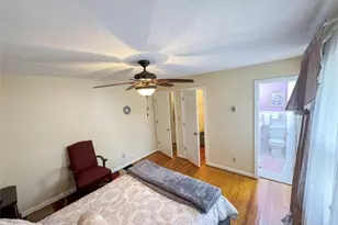 701 McCaskill St, Maxton, NC 28364 - Photo 15