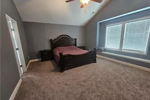 181 Pendleton St, Raeford, NC 28376 - Photo 15