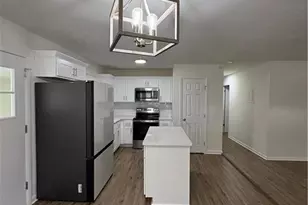4334 Forest View Dr, Fayetteville, NC 28304 - Photo 9