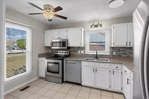 5695 Juneberry Ln, Fayetteville, NC 28304 - Photo 9