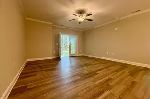 188 Gallery Dr, Spring Lake, NC 28390 - Photo 3