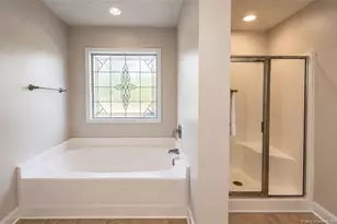3541 Castlefield Ln, Fayetteville, NC 28306 - Photo 9
