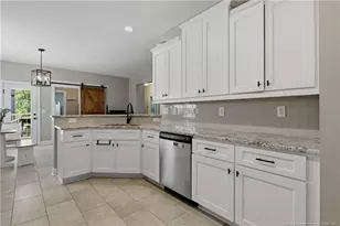 5142 Paul Peel Pl, Hope Mills, NC 28348 - Photo 17