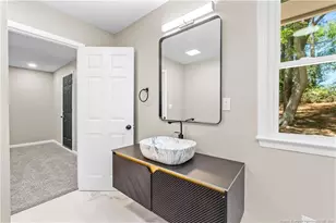 506 Eaton St, Fayetteville, NC 28301 - Photo 19