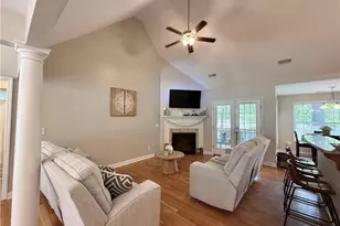 275 Maplewood Dr, Sanford, NC 27332 - Photo 5