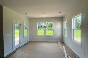 147 Margot Manor Dr, Benson, NC 27504 - Photo 11